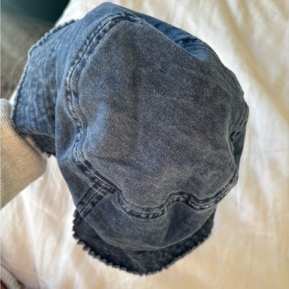 David and Young Textured Blue Soft Denim Bucket Hat - Picture 4 of 4